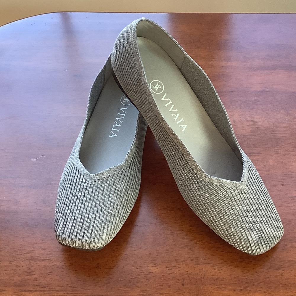 VIVAIA Women's Gray Loafers